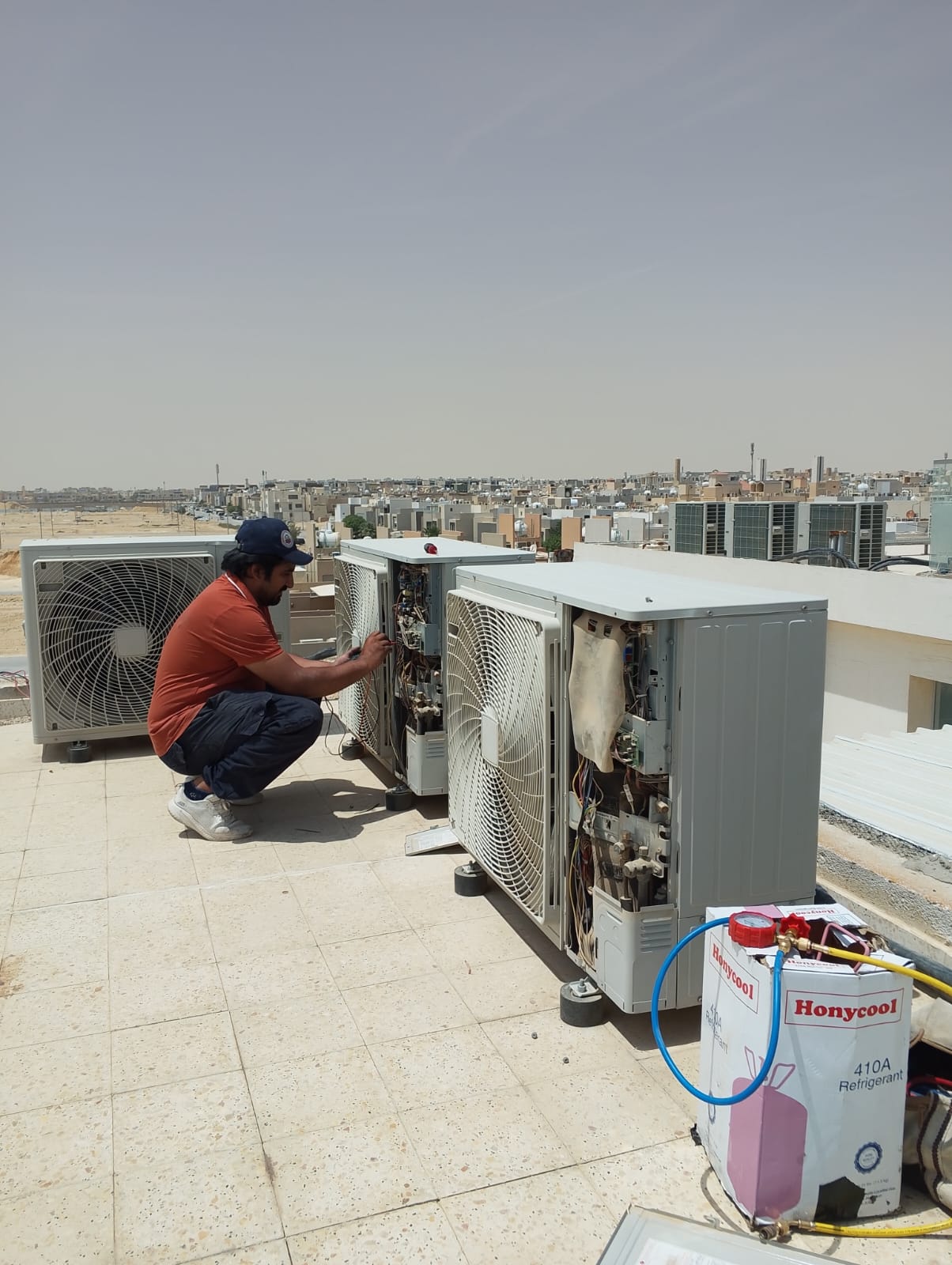 صيانة وإصلاح التكييف المركزي والتشيلر | خبرة معتمدة بالرياض